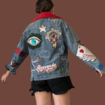 Campera con apliques